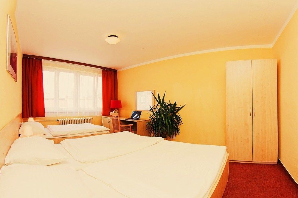Hotel Adler - Czech Leading Hotels Praga Esterno foto